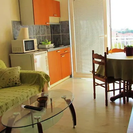 Urban Jadre Apartment