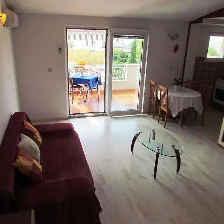 Apartment Urban Jadre *