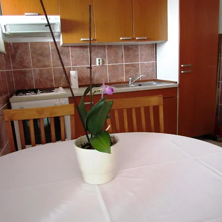 Urban Jadre Appartement Makarska